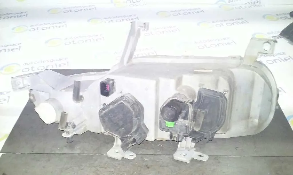 Faro Derecho para Mg Serie 45 (Rt)