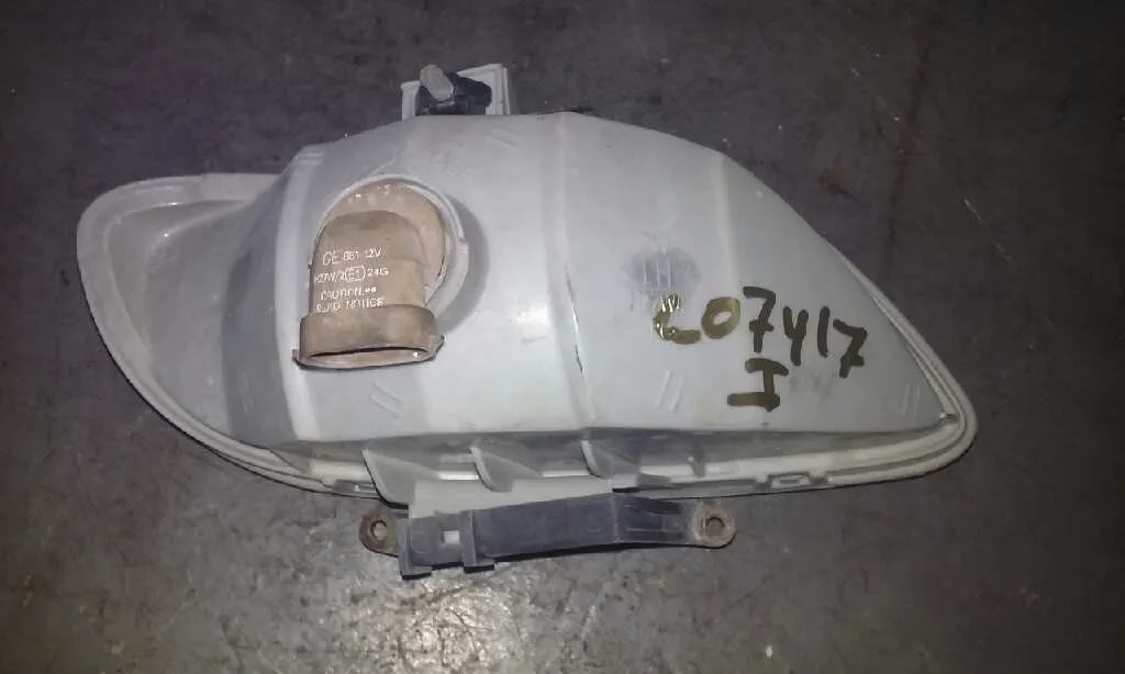 Faro Antiniebla Izquierdo para Hyundai Accent (Lc)