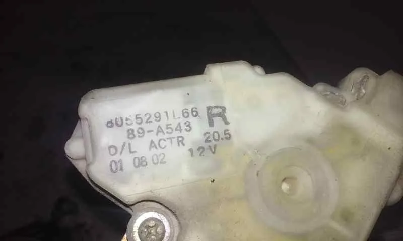 Cerradura Puerta Delantera Derecha para Nissan Micra (K11)