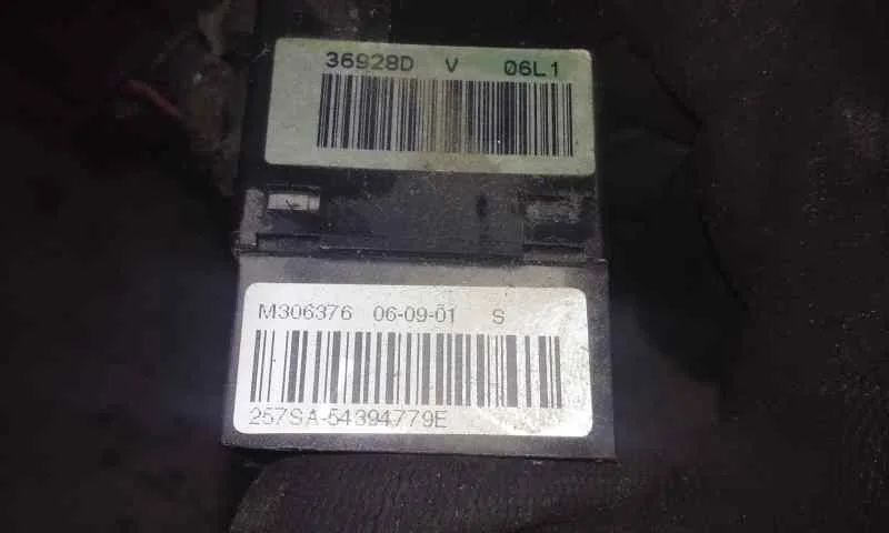 Mando Limpia para Nissan Micra (K11)