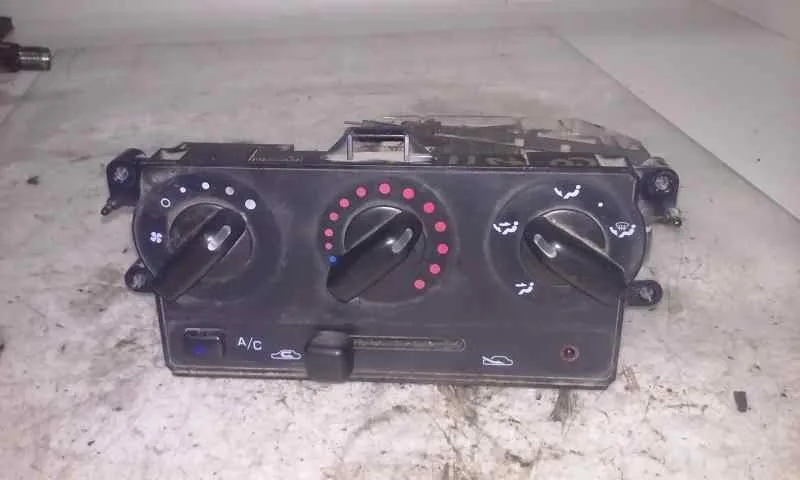 Mando Calefaccion / Aire Acondicionado para Nissan Micra (K11)
