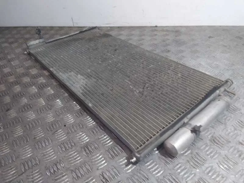Condensador / Radiador Aire Acondicionado para Nissan Murano (Z50)