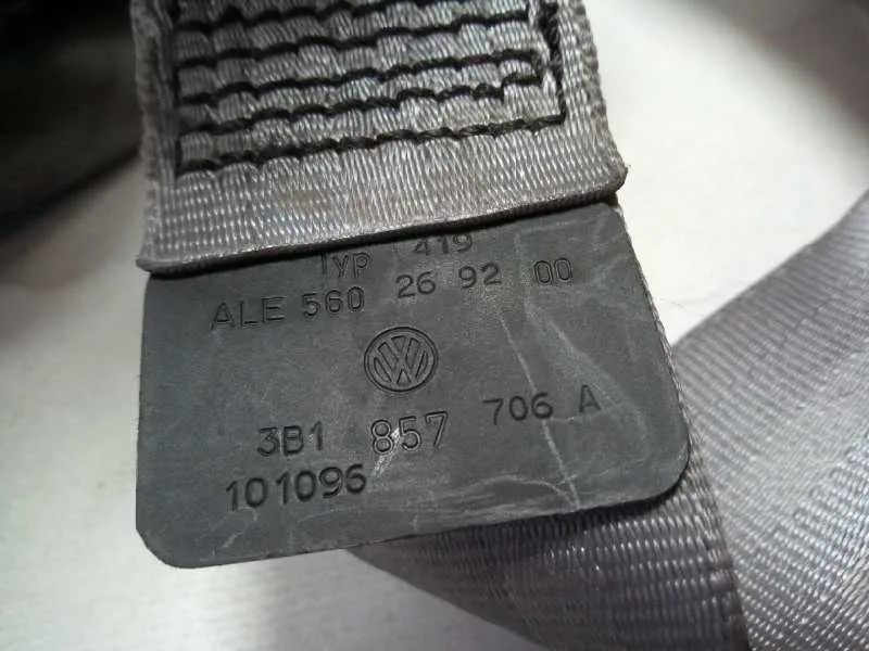 Cinturon Seguridad Delantero Derecho para Volkswagen Passat Berlina (3B2)