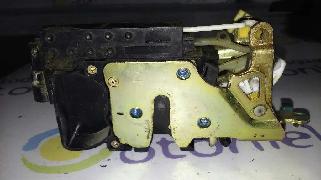Cerradura Puerta Delantera Derecha para Daewoo Tacuma