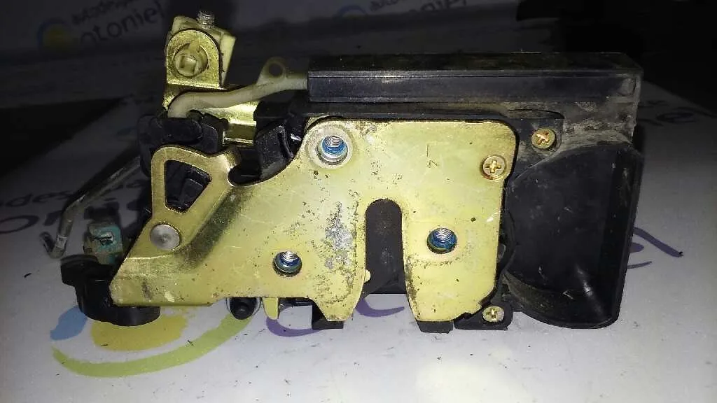 Cerradura Puerta Trasera Izquierda para Daewoo Tacuma