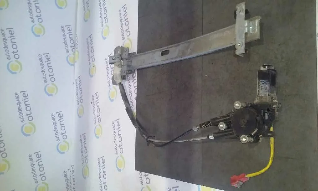 Elevalunas Delantero Derecho para Chrysler Voyager (Es)