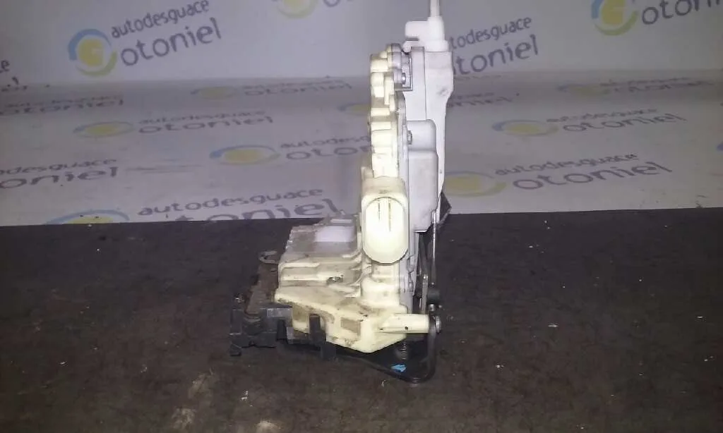 Cerradura Puerta Delantera Derecha para Audi Q7 (4L)