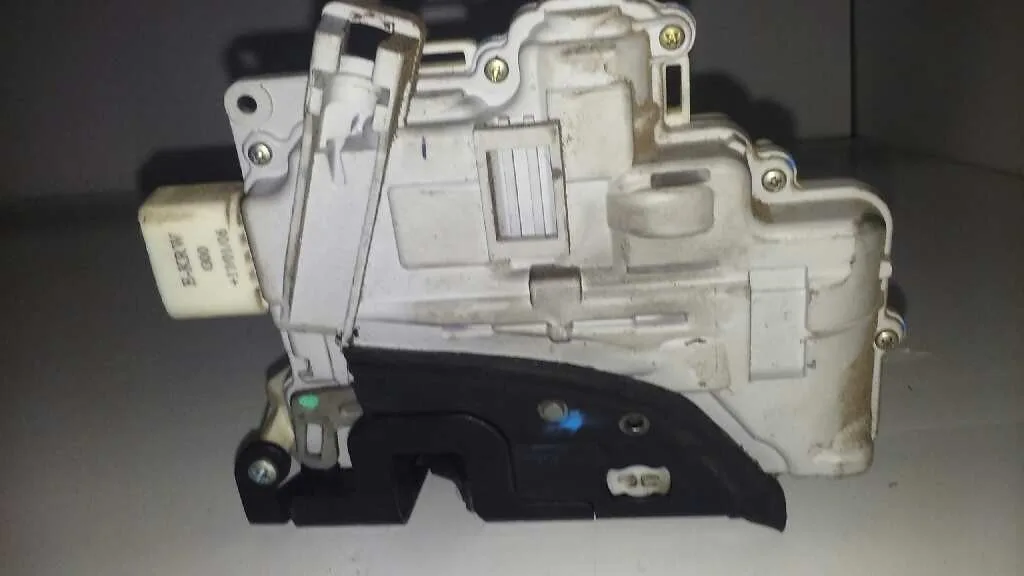 Cerradura Puerta Trasera Derecha para Audi Q7 (4L)