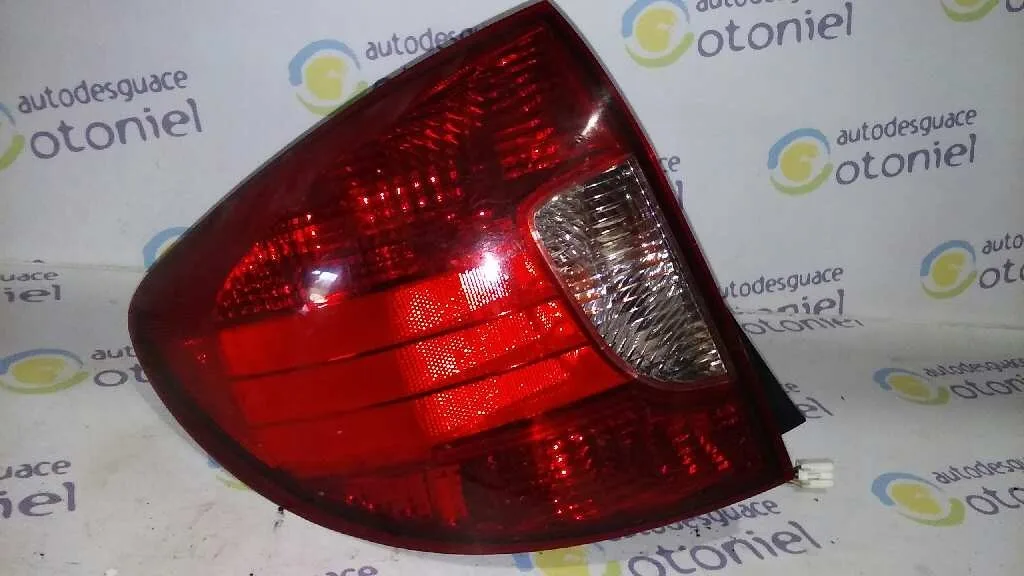 Piloto Trasero Izquierdo para Kia Rio
