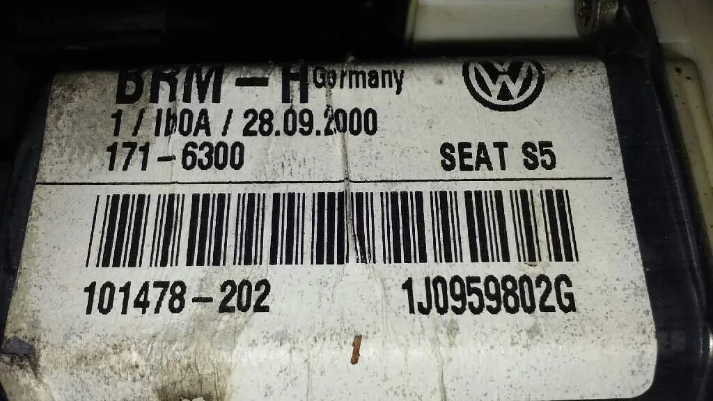 Motor Elevalunas Delantero Derecho para Seat Leon (1M1)