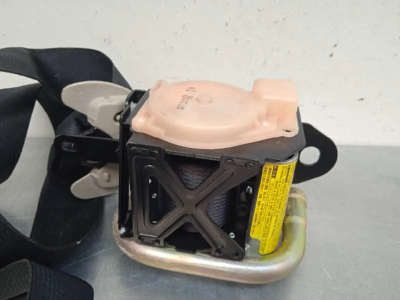 Cinturon Seguridad Delantero Derecho para Toyota Avensis Berlina (T25)