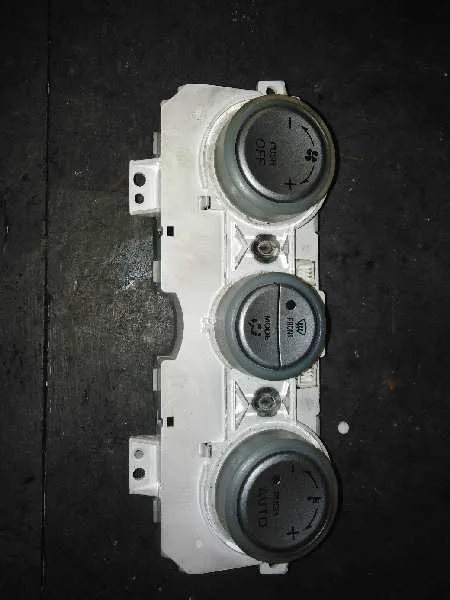 Mando Climatizador para Mazda 6 Monovolumen (Gy)