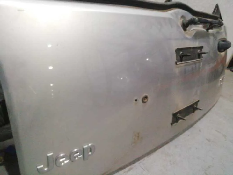 Porton Trasero para Jeep Cherokee (Kj)