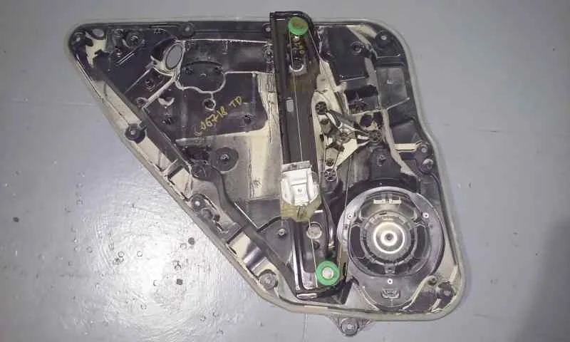 Elevalunas Trasero Derecho para Mercedes-Benz Clase A (W176)