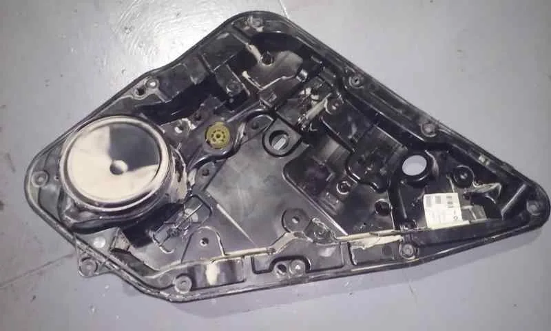 Elevalunas Trasero Derecho para Mercedes-Benz Clase A (W176)