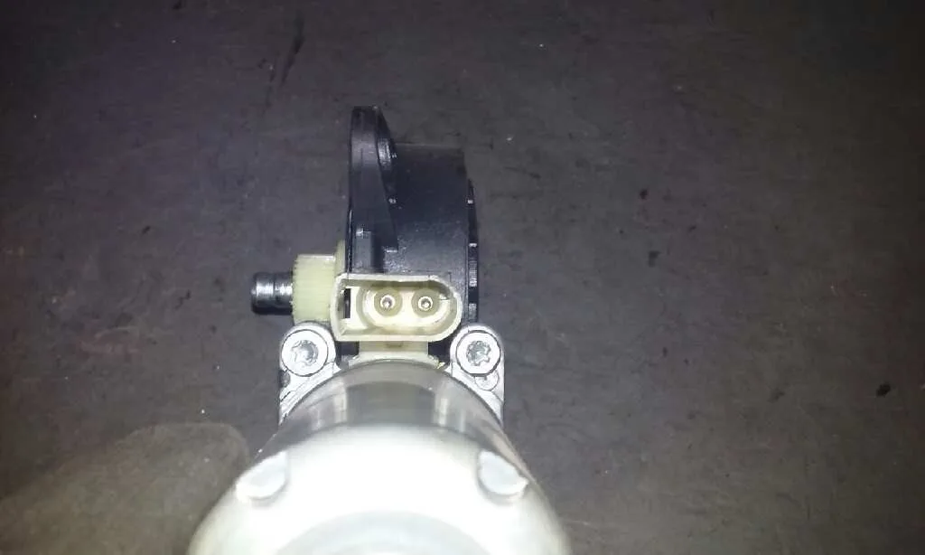 Motor Elevalunas Delantero Izquierdo para Ford Fusion (Cbk)