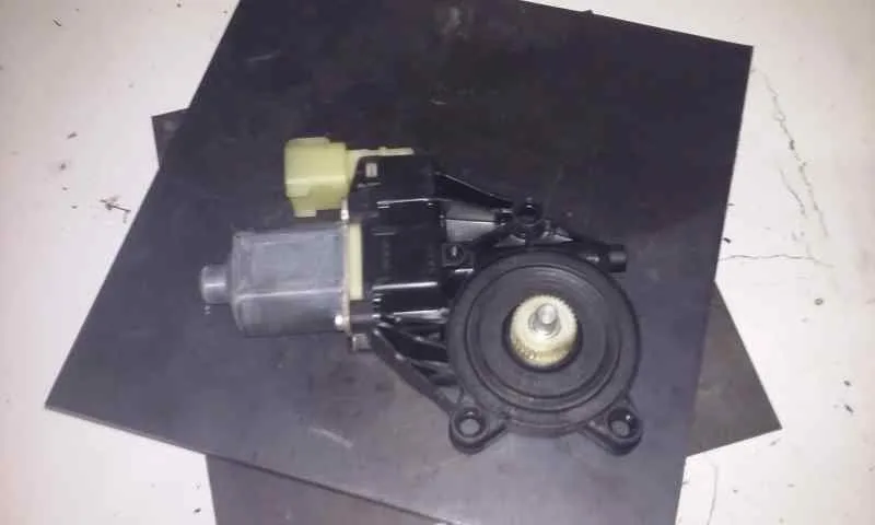 Motor Elevalunas Delantero Izquierdo para Ford Fiesta (Cb1)