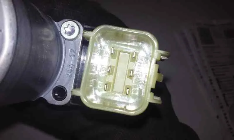Motor Elevalunas Delantero Izquierdo para Ford Fiesta (Cb1)