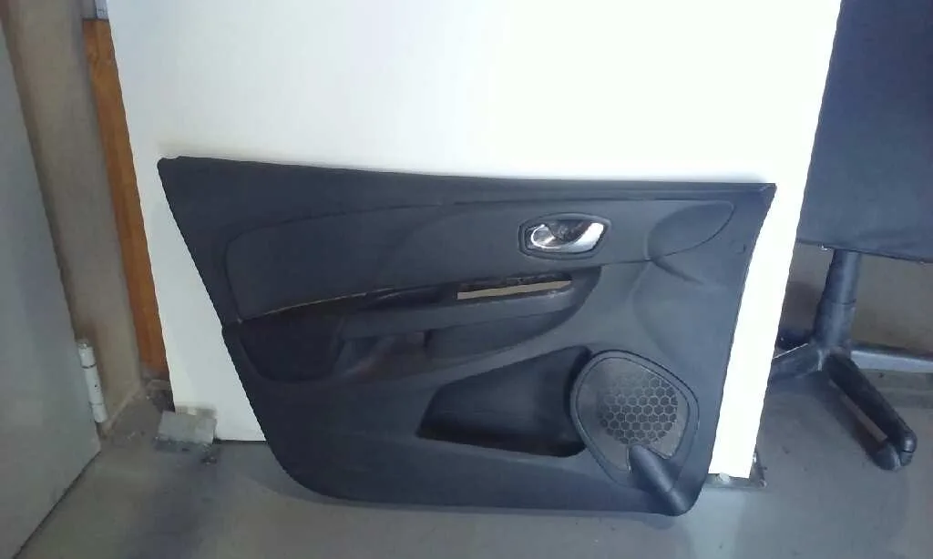 Guarnecido Puerta Delantera Izquierda para Renault Clio Iv Grandtour