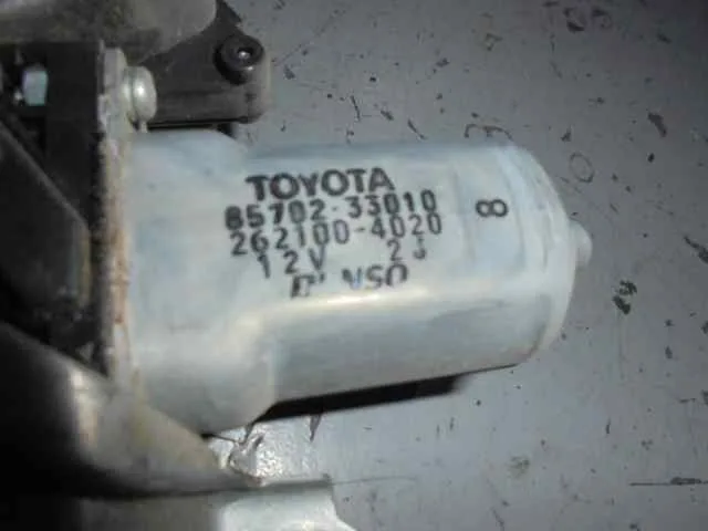 Elevalunas Delantero Izquierdo para Toyota Corolla (E15)