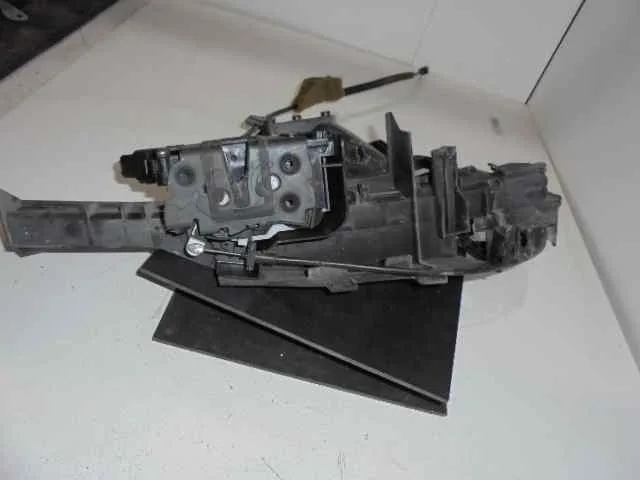 Cerradura Puerta Delantera Derecha para Ford Focus C-Max (Cap)