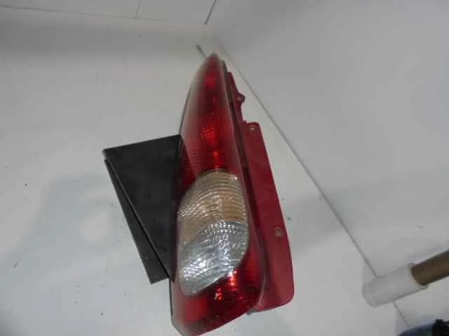 Piloto Trasero Izquierdo para Daewoo Tacuma