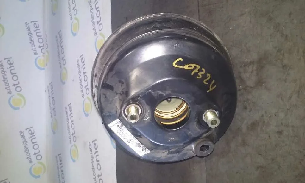 Servofreno para Volkswagen Passat Berlina (3B3)