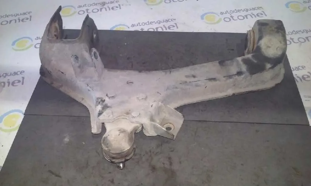 Brazo Suspension Inferior Delantero Derecho para Tata Safari
