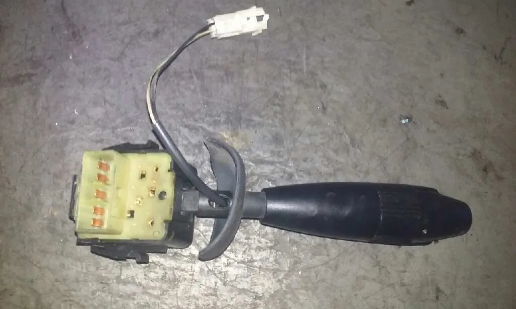 Mando Limpia para Daewoo Nubira Berlina