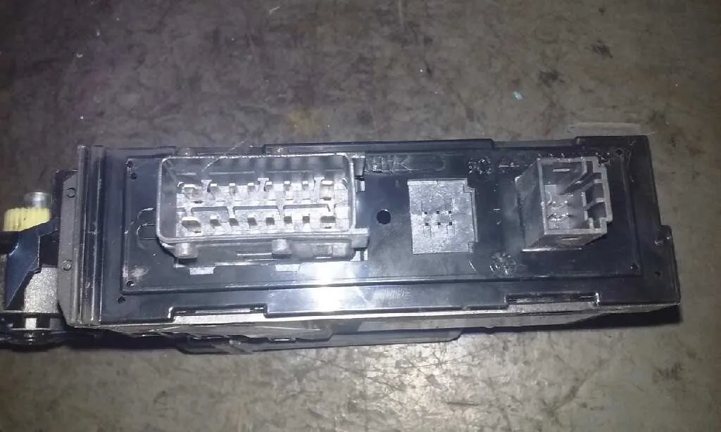Motor Elevalunas Delantero Izquierdo para Peugeot 307 (S1)