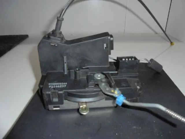 Cerradura Puerta Delantera Izquierda para Nissan Primastar (X83)