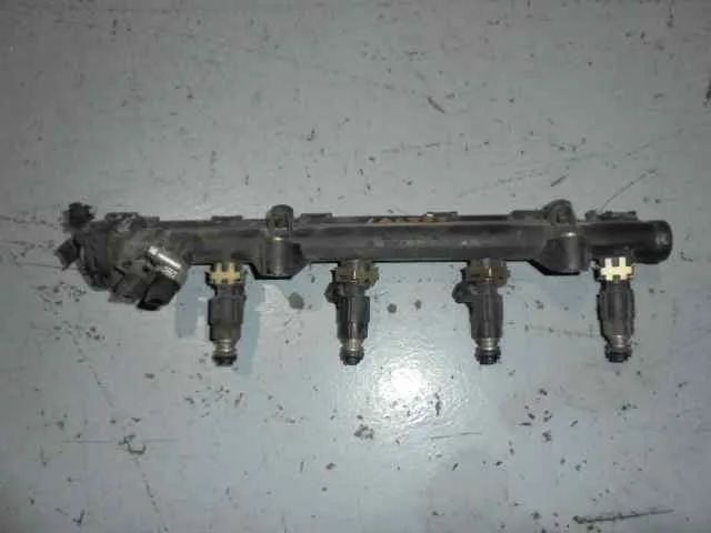 Rampa Inyectora para Seat Ibiza (6K)