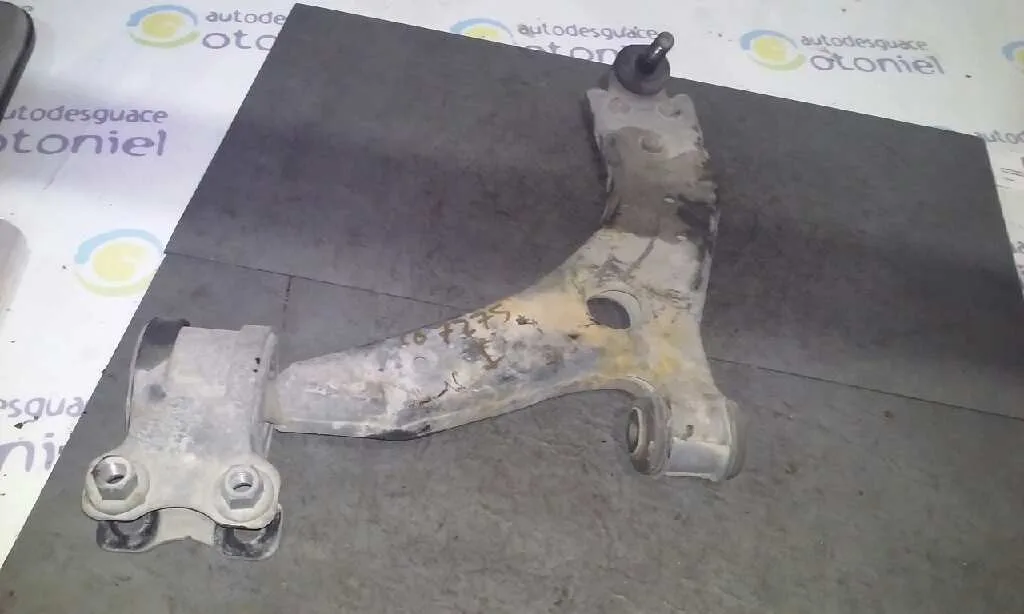 Brazo Suspension Inferior Delantero Izquierdo para Ford Focus Berlina (Cap)
