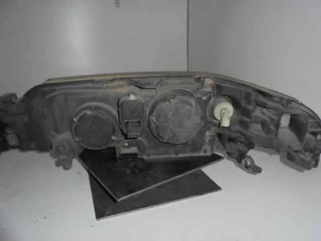 Faro Derecho para Renault Laguna Ii (Bg0)