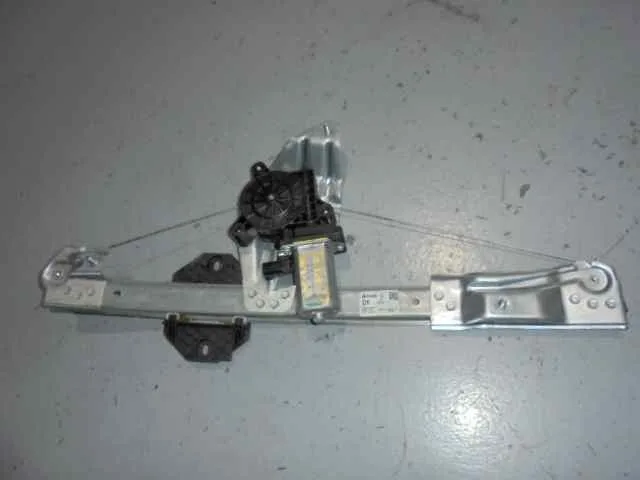 Elevalunas Delantero Derecho para Dacia Sandero