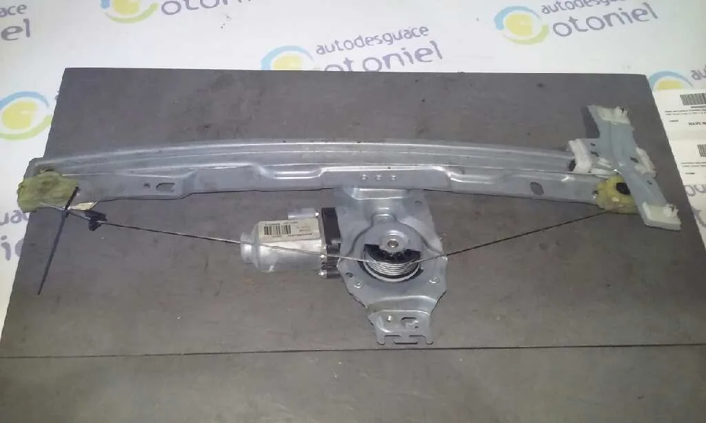 Elevalunas Delantero Derecho para Peugeot 207 Sw