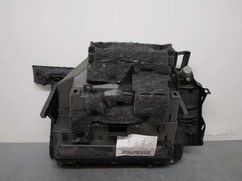 Guantera para Audi A1 Sportback (8Xa)