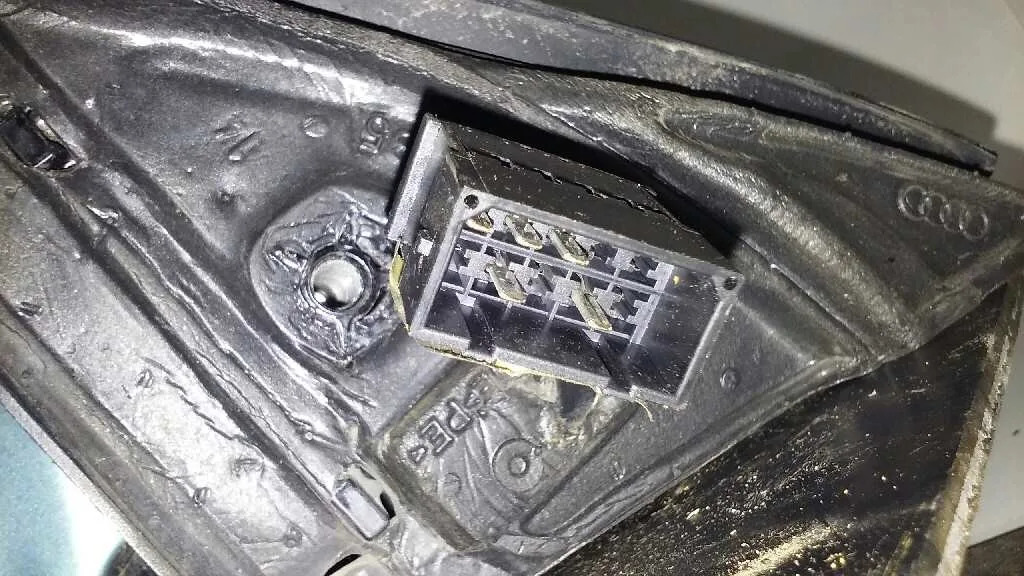 Retrovisor Izquierdo para Audi A6 Berlina (4B2)
