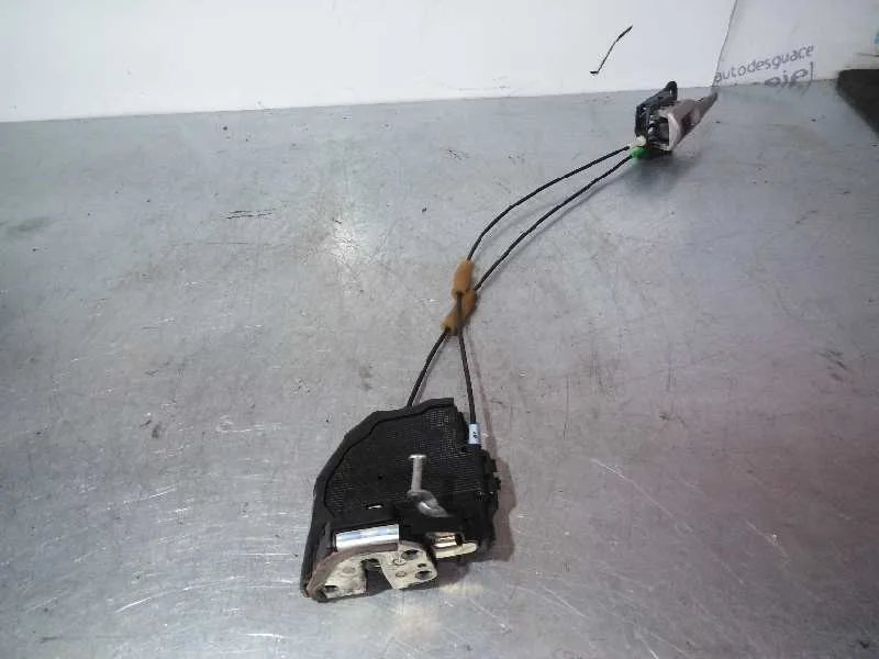 Cerradura Puerta Trasera Derecha para Toyota Corolla (E15)