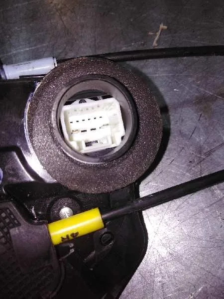 Cerradura Puerta Trasera Derecha para Toyota Corolla (E15)