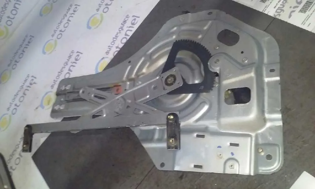 Elevalunas Trasero Izquierdo para Hyundai Tucson (Jm)