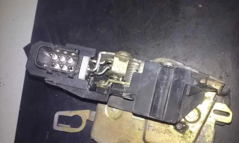 Cerradura Puerta Delantera Derecha para Bmw Serie 3 Berlina (E36)