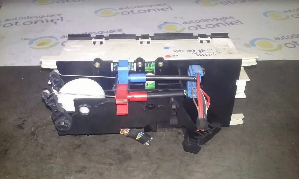 Mando Calefaccion / Aire Acondicionado para Mercedes-Benz Clase A (W168)