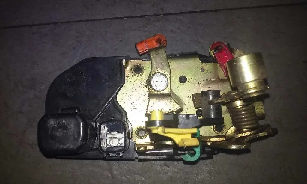 Cerradura Puerta Delantera Izquierda para Chrysler Pt Cruiser (Pt)