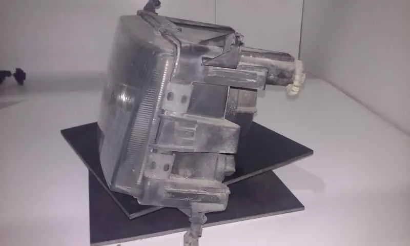 Faro Izquierdo para Volkswagen Passat Berlina (312)