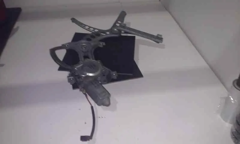 Elevalunas Delantero Derecho para Volkswagen Passat Berlina (312)