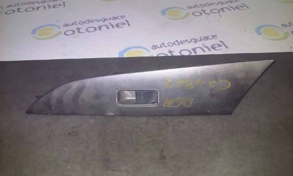 Mando Elevalunas Delantero Derecho para Mazda 3 Berlina (Bk)