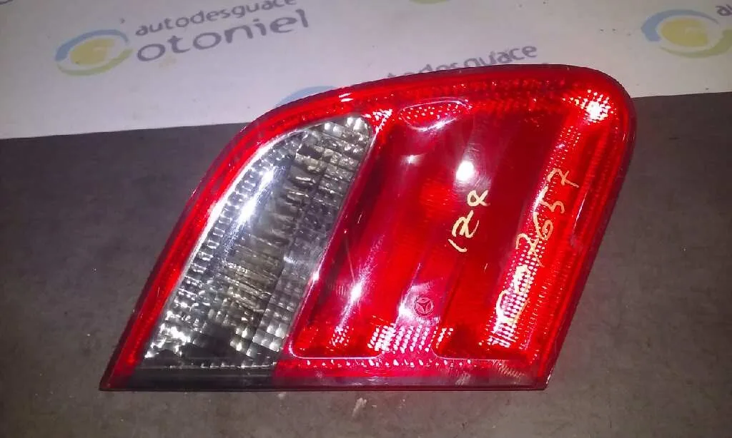 Piloto Trasero Derecho para Mercedes-Benz Clase E (W210) Berlina Diesel