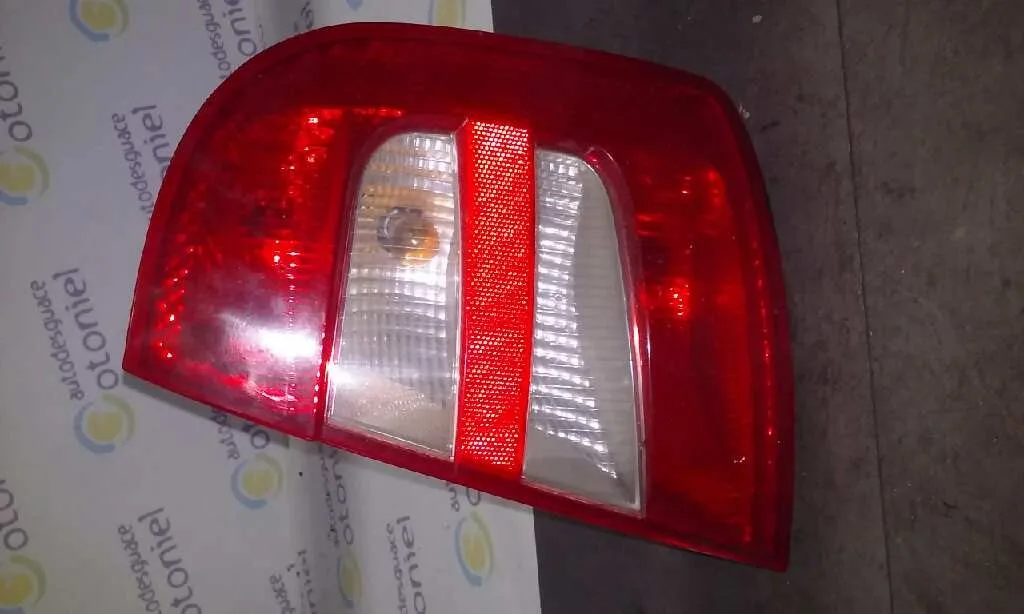 Piloto Trasero Derecho para Skoda Fabia (6Y2/6Y3)