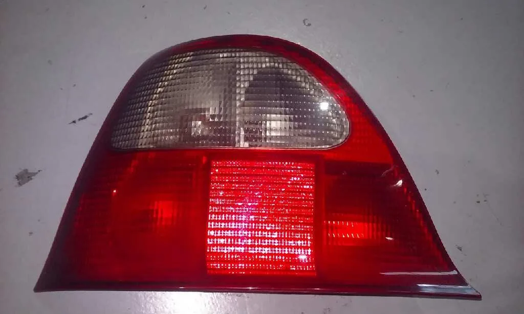 Piloto Trasero Izquierdo para Mg Serie 25 (Rf)